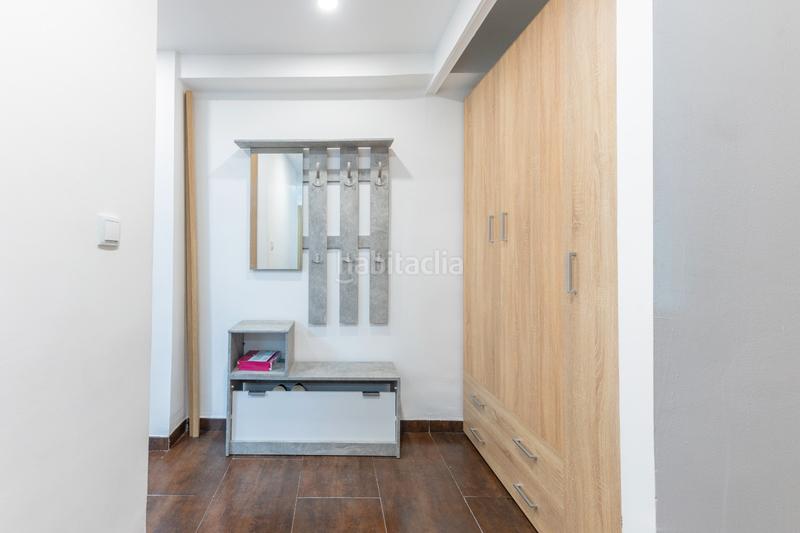 Foto 0b97755b-0bcd-4c26-915c-b2ef379ea1b3. Piso terraza cuatro habitaciones en Aiora Valencia