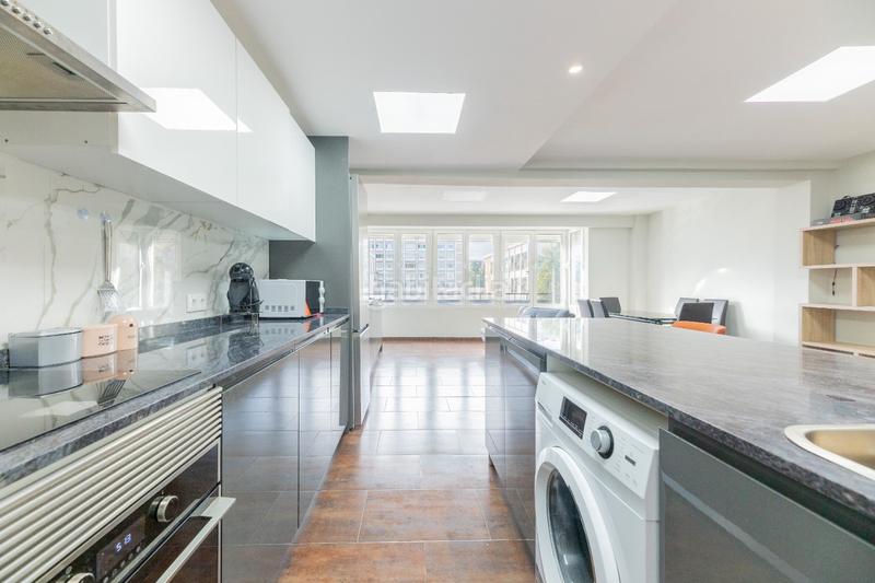 Foto a91a9730-d93e-4486-b9fa-49504abbf1f8. Piso terraza cuatro habitaciones en Aiora Valencia