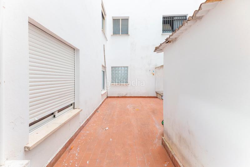 Foto b2ee6d6f-3aba-4dd6-904a-6326690d8966. Piso terraza cuatro habitaciones en Aiora Valencia