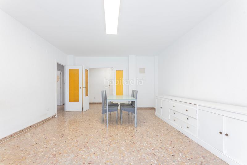 Foto c8ed2e1e-ddd2-4fc9-bae4-091d898ea685. Etagenwohnung in Ciutat Jardí Valencia