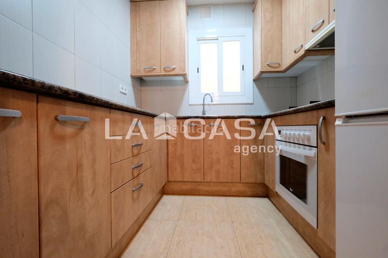 Foto 32785060-bfa3-48c6-8cb2-606015a368dc. Appartement avec chauffage dans Roquetes Barcelona