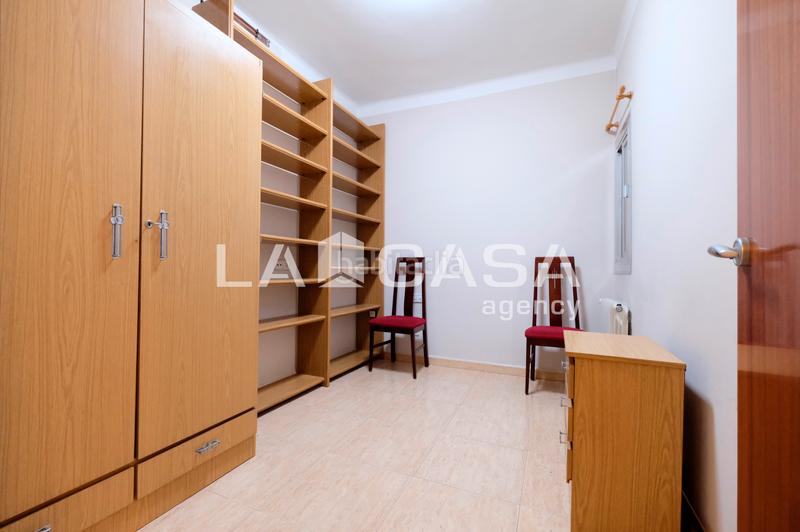 Foto 24ba9e60-e142-440e-83d4-2d5864ec67a5. Flat with heating in Roquetes Barcelona