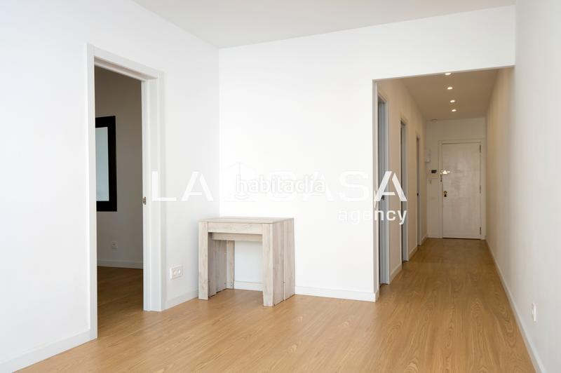 Foto 1bea3146-8e9f-4cc2-b2e4-3da9867efde2. Flat with heating in Vilapicina - Torre Llobeta Barcelona