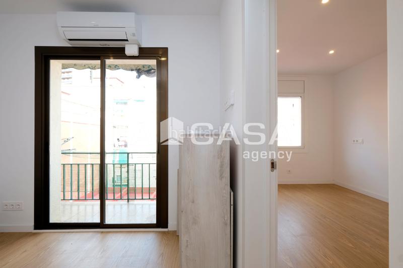 Foto 4ce17bd6-a1f3-49a8-aea1-1e8096e73414. Flat with heating in Vilapicina - Torre Llobeta Barcelona