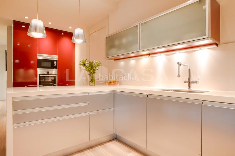 Foto 7f7bfcb1-5434-497b-b405-43dac2dc001f. Flat in Sant Antoni Barcelona