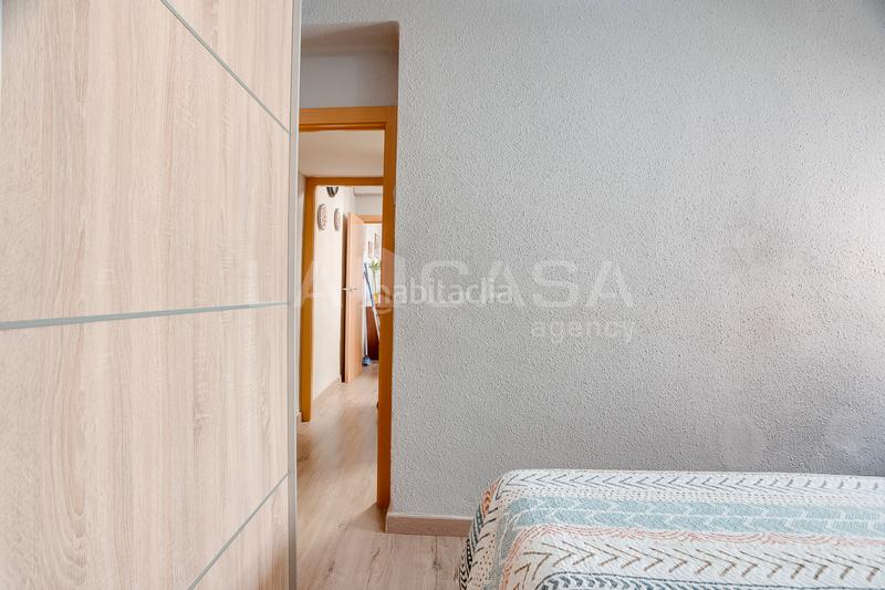 Foto c364505d-c67f-4bf9-9f64-85a4dc57de36. Flat in Sant Ildefons Cornellà de Llobregat