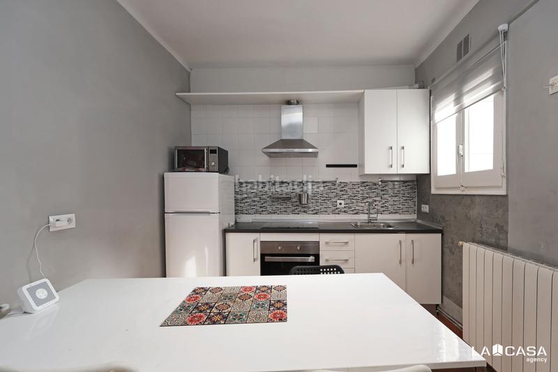 Foto 75c8db27-e477-4d0d-a217-8537cbab760c. Flat with heating in El Poble Sec - Parc de Montjuïc Barcelona