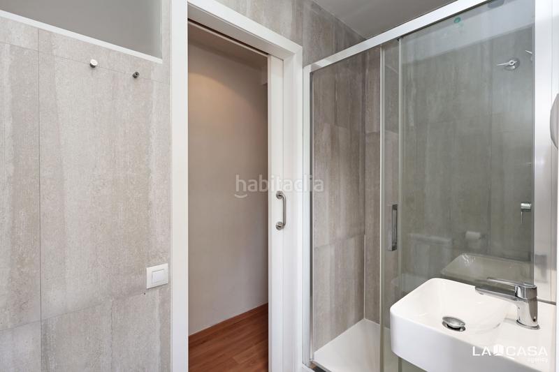 Foto b020f8f7-7116-46ed-8921-6391cff07e00. Flat with heating in El Poble Sec - Parc de Montjuïc Barcelona