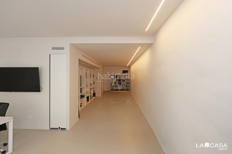 Foto 447c6491-5879-4e82-8a8f-fe47c3153441. Local comercial a El Poble Sec - Parc de Montjuïc Barcelona