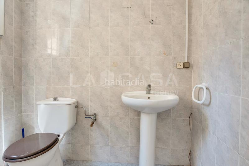 Foto 62896f27-6c65-4bad-9a5d-b0cc3ebed2e7. Local commercial dans Centre Hospitalet de Llobregat (L´)