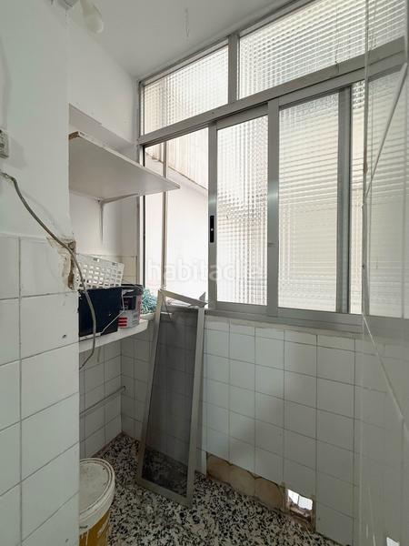 Foto 49bf54eb-41b3-45e4-8aed-a19711b89bea. Piso cuatro habitaciones dos baños en Mestalla Valencia