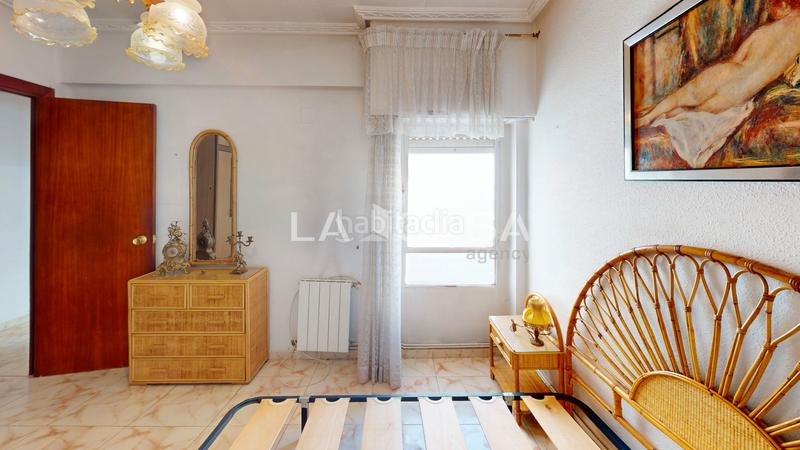 Foto 42ffb6f8-9776-46dc-ab56-67c7ebcbdff7. Piso cuatro habitaciones en Penya-Roja - Avda. Francia Valencia