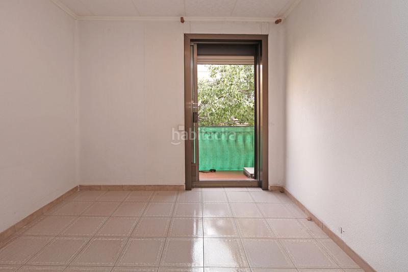 Foto aa031f80-2385-4ea8-9da1-c92f7f745d95. Piso balcon ascensor en Sants Barcelona