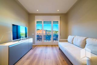 Loft  Passeig marítim. Sin cedula de habitabilidad