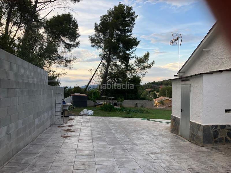 Foto 8c4e9d14-2fb4-4fa0-a5f6-14e144ee9b8e. Casa tres habitaciones jardin en Cabrera d´Anoia