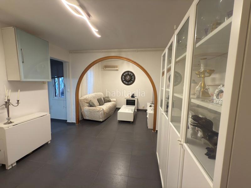 Foto db875d94-57e5-44cc-b016-8f28bf26bae9. Ground floor in Sants-Badal Barcelona