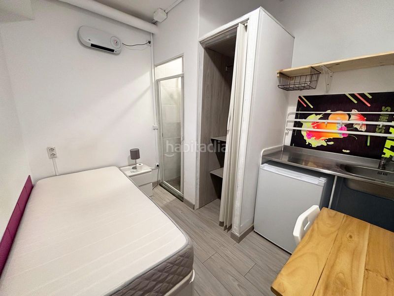 Foto db4316e5-2341-4139-848a-11dbad16837f. Local comercial a Raval Barcelona
