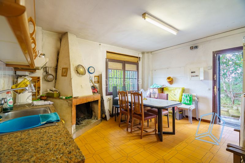 Foto 7b6c9af0-f363-4298-a88f-52825bd69d1e. Casa amb aparcament piscina a Bisbal del Penedès (La)