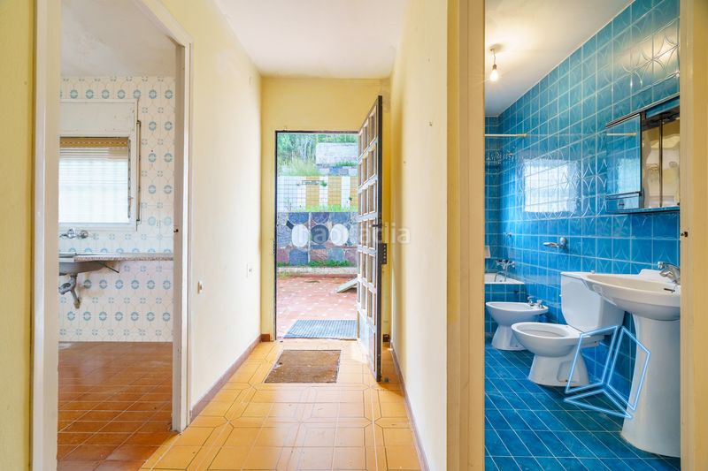 Foto f9fdaa26-8fb9-4c27-9a8f-7e92318f6e85. Casa amb aparcament piscina a Bisbal del Penedès (La)