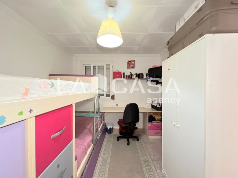 Foto 0d06b43d-cea8-4efd-897b-dfea915dceb0. Pis a Llefià Badalona