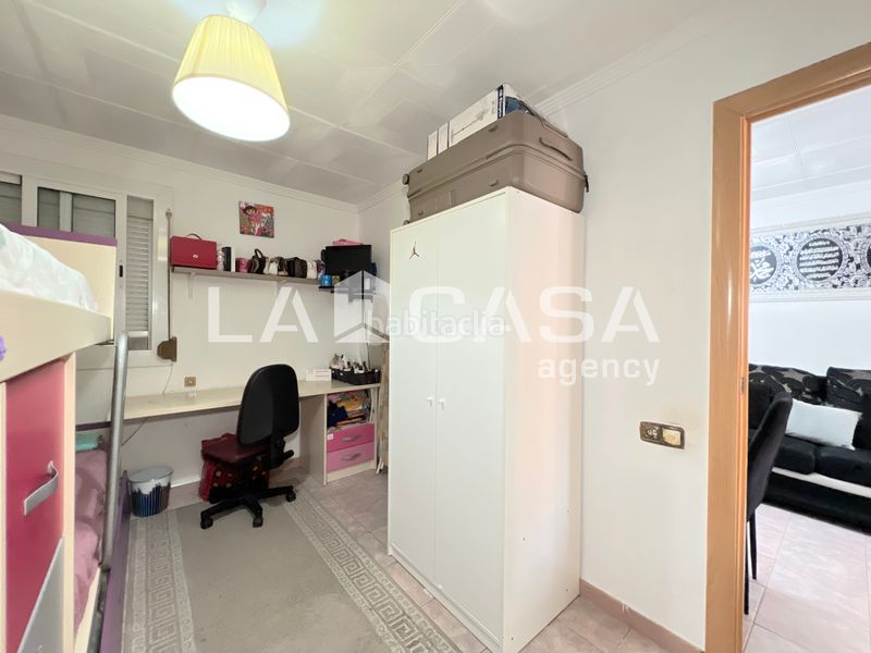 Foto 8f20c1b7-8b03-4b3f-8156-1cab17fd2f89. Pis a Llefià Badalona