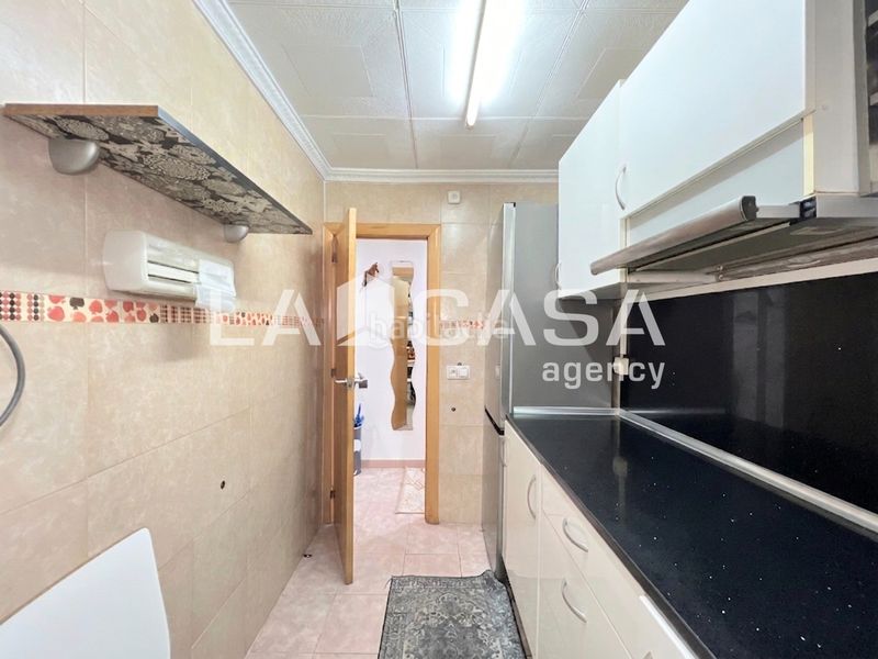 Foto fb0f34e4-c33d-42dc-ae7e-974d81ae6859. Pis a Llefià Badalona