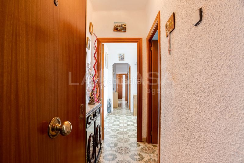 Foto ad6a379e-bacb-4f25-af16-29ef3d1ddbf4. Pis a Sant Ildefons Cornellà de Llobregat