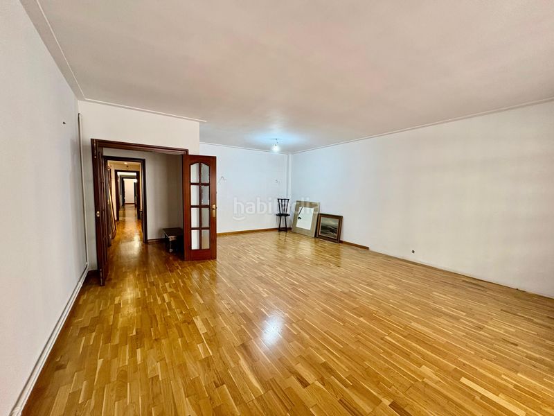 Foto a7ac2c19-352d-4242-9abe-0a9724b37df5. Pis a Sants Barcelona
