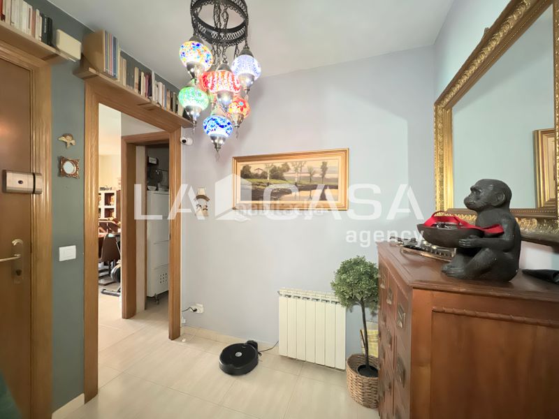 Foto 1cafdb6f-f007-44ec-acfa-f05e1904b211. Pis a Llefià Badalona