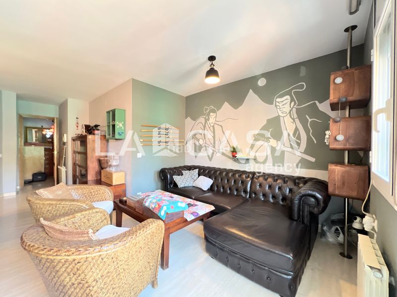 Foto 7e06ddfc-8aa7-426e-9cd3-246f8af74fbd. Pis a Llefià Badalona