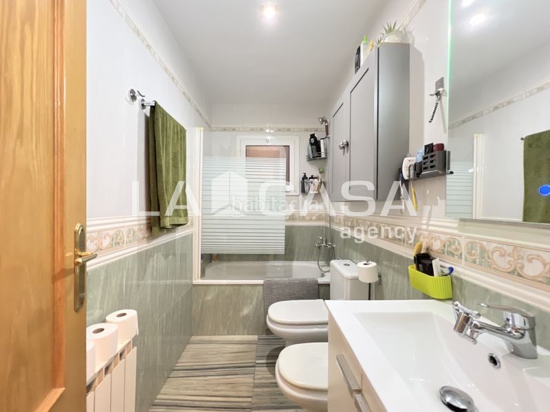 Foto 868980f4-6cc7-44e6-a072-4f5c6283ef14. Pis a Llefià Badalona