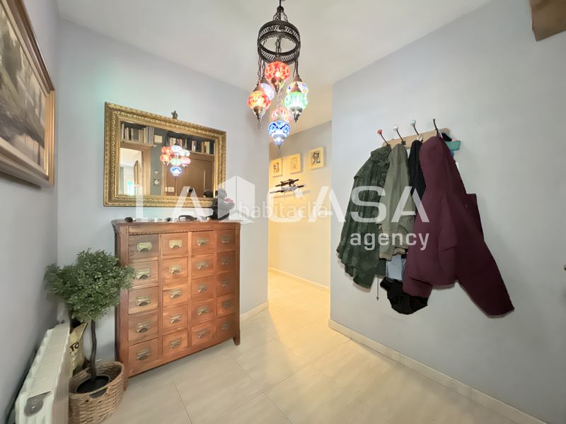 Foto c2c549cf-f2df-483d-8f40-fcb505d1cb82. Pis a Llefià Badalona