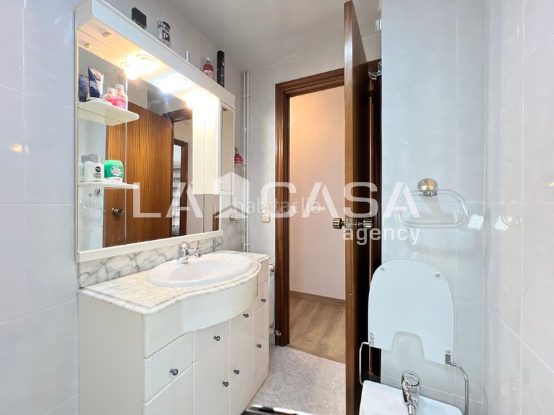 Foto 2067def9-99fe-4f92-bb9b-481b243dc565. Pis amb calefacció a Llefià Badalona