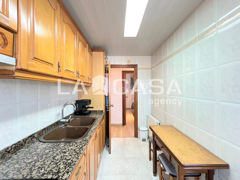 Foto e8b076b7-4ce8-448e-9e90-a1e5823e1d9a. Pis amb calefacció a Llefià Badalona