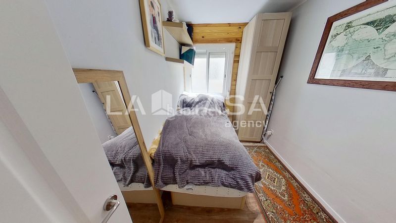 Foto a60603c9-5e97-42a8-8b4c-322dd6ec952d. Àtic a Carmel Barcelona