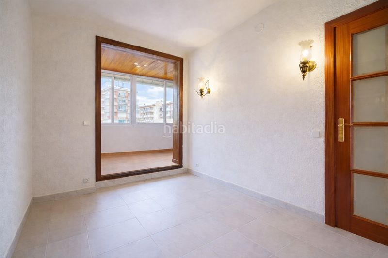 Foto 16b153db-dd68-44ce-82cf-ac25bba155d3. Pis amb calefacció a Baix Guinardó Barcelona