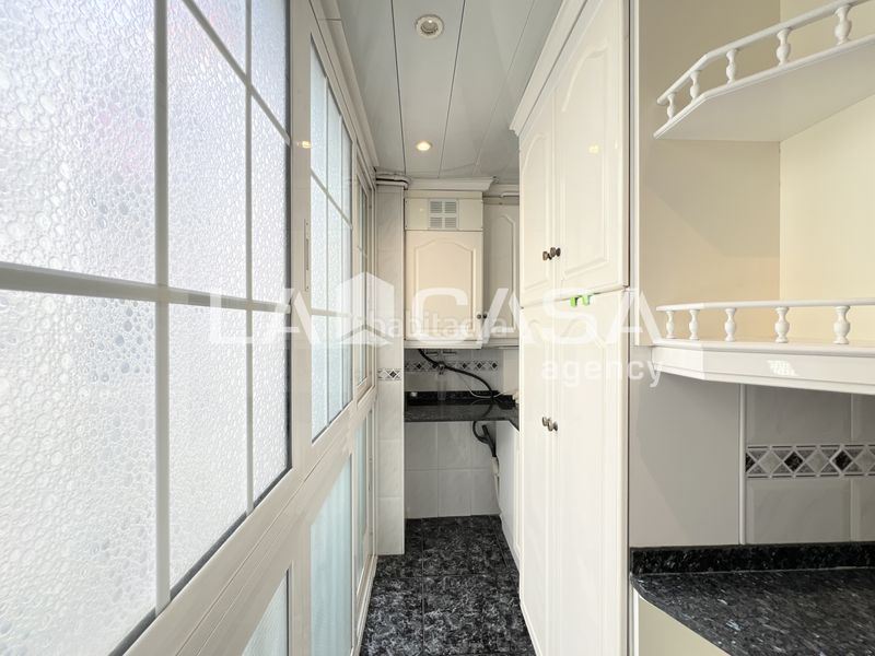 Foto addc096e-9fd4-4940-bff5-42df3a323de6. Pis amb calefacció a Llefià Badalona