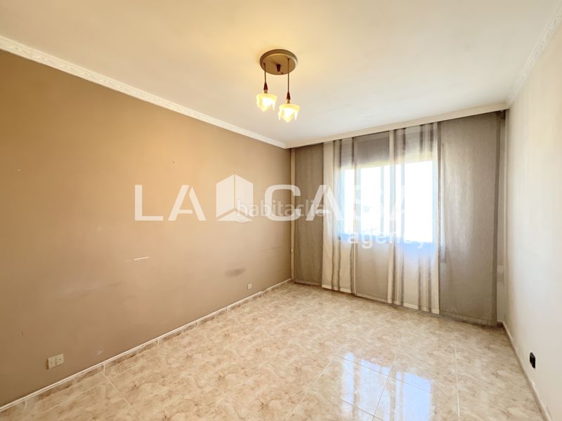 Foto f500ab62-6db3-4b26-b01a-5a299f8cd382. Pis amb calefacció a Llefià Badalona