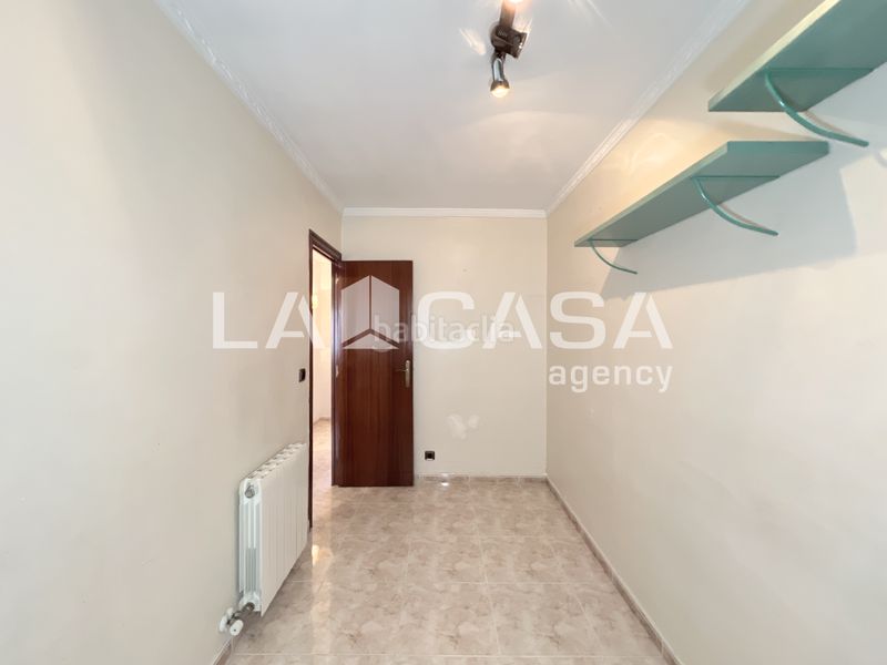 Foto fc0dc7de-00dd-49f1-ab6b-b8fbfef59714. Pis amb calefacció a Llefià Badalona