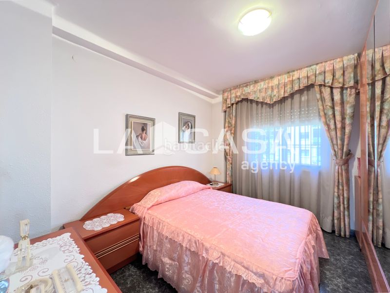 Foto 7126f4a2-271a-4b08-9d0b-500e7c9f676b. Pis amb calefacció a Llefià Badalona