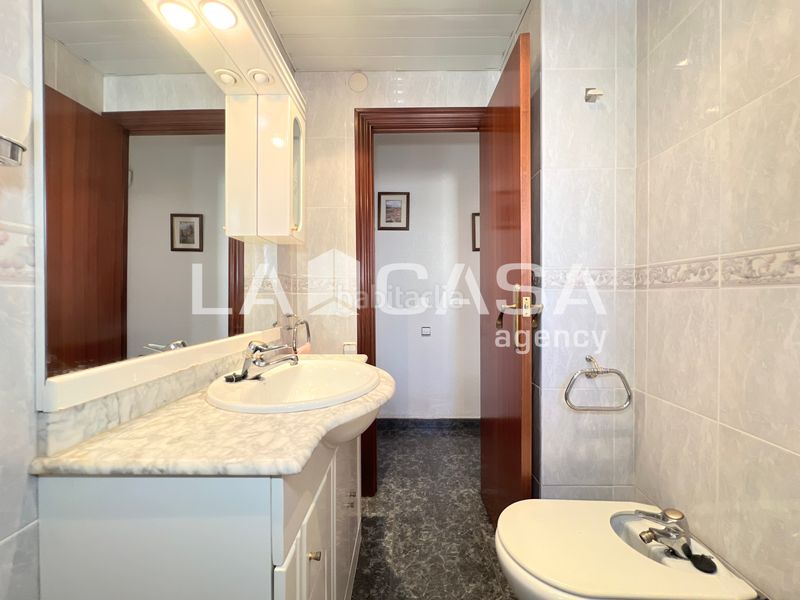 Foto b2599820-d24f-4caf-be75-20fb9ea9b06a. Pis amb calefacció a Llefià Badalona