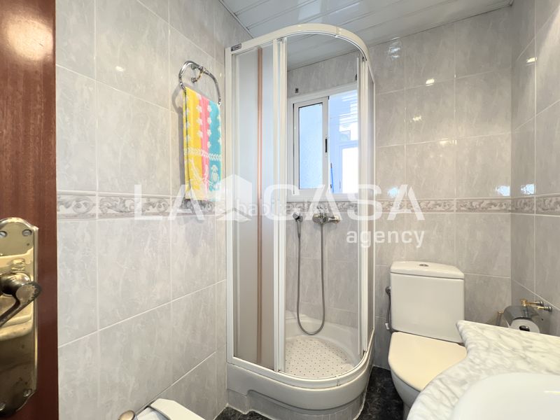 Foto cdf8061a-ef13-4637-9e76-879678d4e20e. Pis amb calefacció a Llefià Badalona