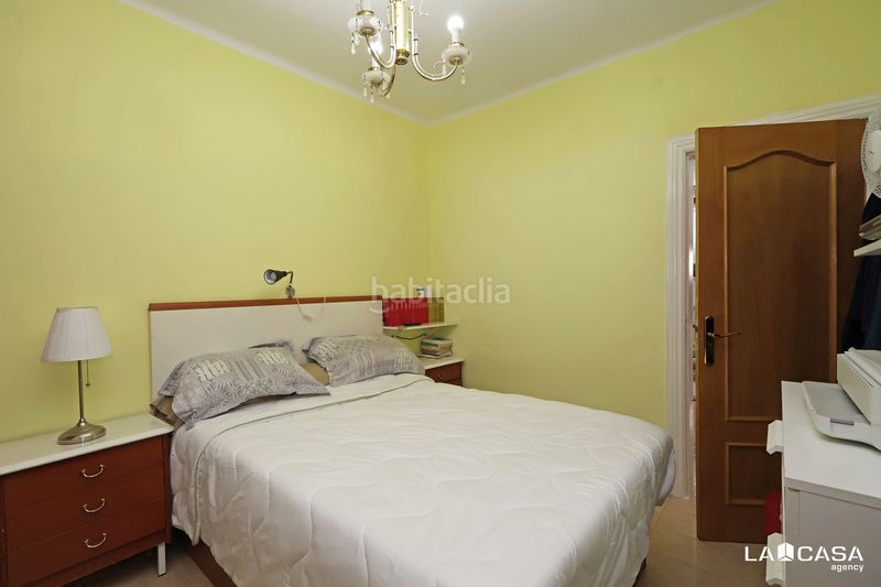 Foto 2817cf83-ba3c-40aa-b221-3935ae67e9ef. Pis a Can Vidalet Esplugues de Llobregat