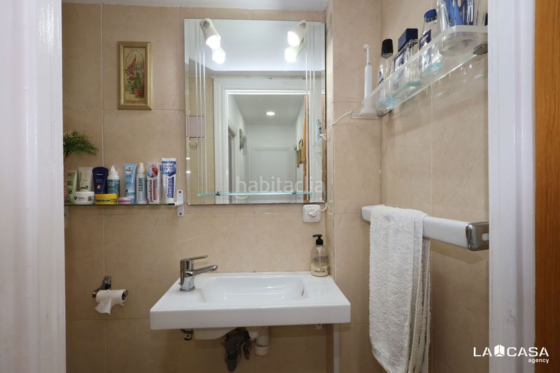 Foto ac66278b-0cfa-434e-929b-5b233339bd6a. Pis a Can Vidalet Esplugues de Llobregat