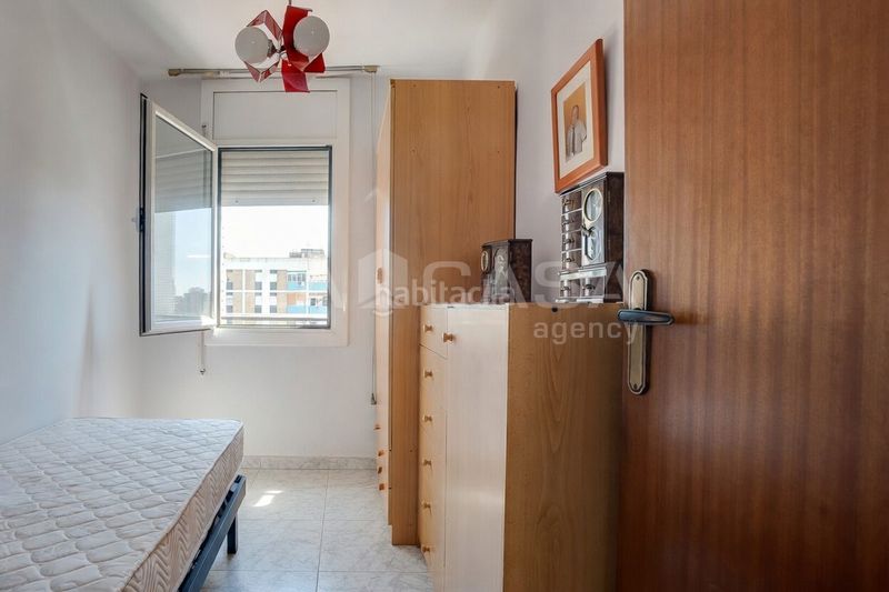 Foto 586fafbe-bf49-4049-8e77-5626692aee14. Pis amb calefacció a Besòs - Maresme Barcelona