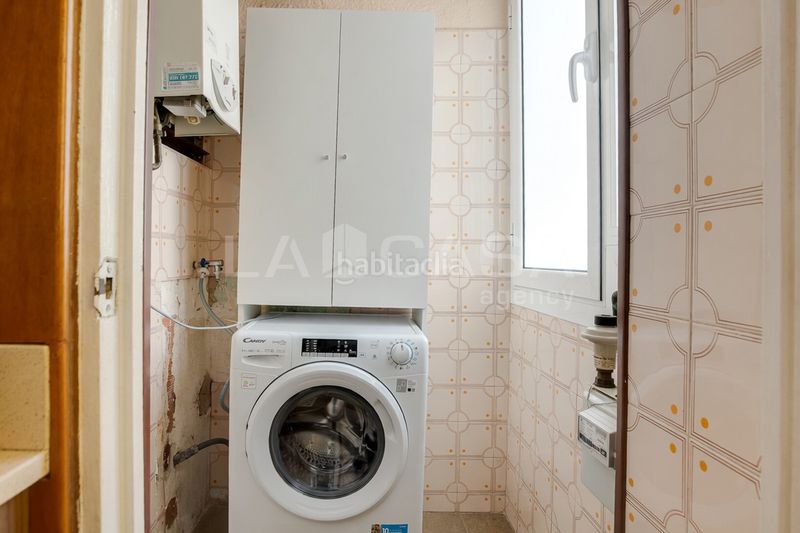 Foto b7bb0b14-0823-497e-9153-7d28aed78d0f. Pis amb calefacció a Besòs - Maresme Barcelona