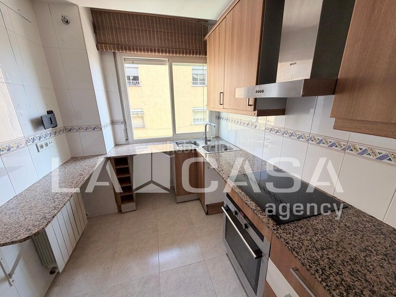 Foto e616bf45-d416-41e5-b7f5-c5078771e3eb. Ático atico duplex con terraza en Can Rull Sabadell