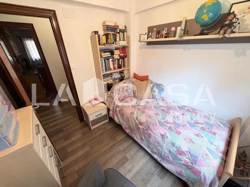 Foto 4e0f6237-ef90-4c14-8b9e-40a3550bfe3b. Pis a La Verneda - La Pau Barcelona