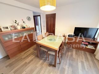 Pis  Carrer de josep miret. Cuatro habitaciones