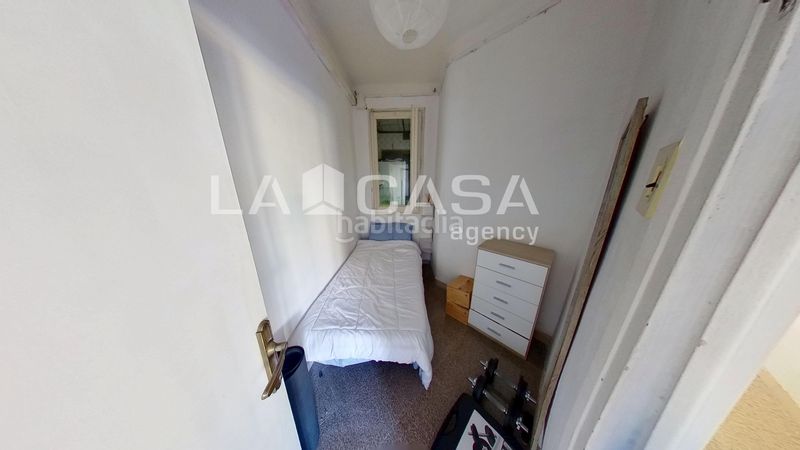 Foto b0a4a75f-a492-4e6a-8523-8588482a9d4c. Pis a Sant Martí de Provençals Barcelona